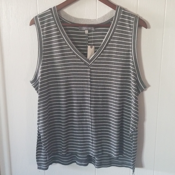 Anthropologie Sweater Tank - Picture 2 of 4